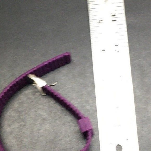 Magenta Purple Silicone Watch Silver Mens Ladies Unisex Retro - Picture 4 of 5